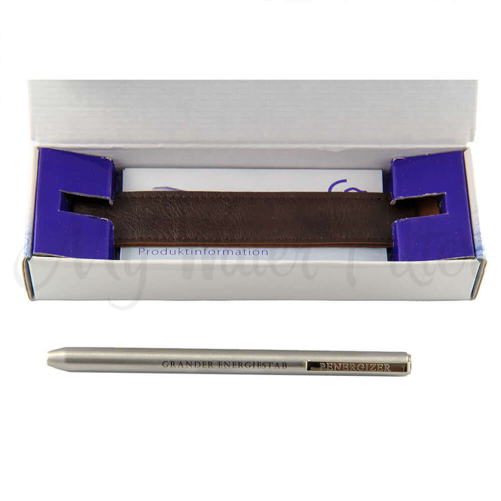 Grander Penergizer, comes in a box with a brown case.