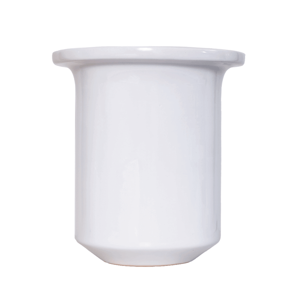 The Filteroo® Joey 12L Gravity Ceramic Water Filter features a white stoneware pot with a wide rim and smooth surface, designed to effectively aid in fluoride removal.