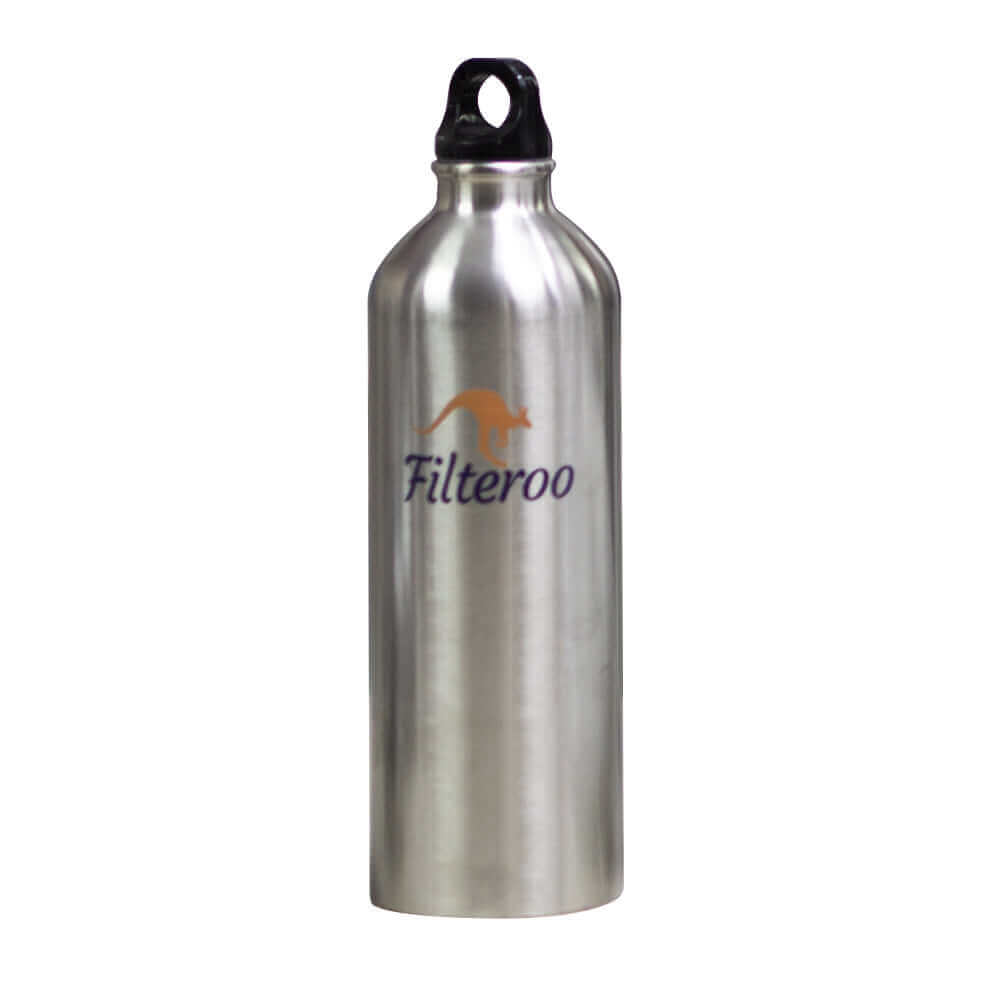 Introducing the Filteroo® 750ml Stainless Steel Water Bottle. This stylish bottle features a black cap and proudly displays a kangaroo logo alongside the word 